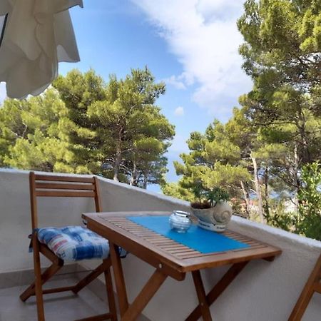 Peace And Quiet Apartment In Brela, Croatia Exterior foto