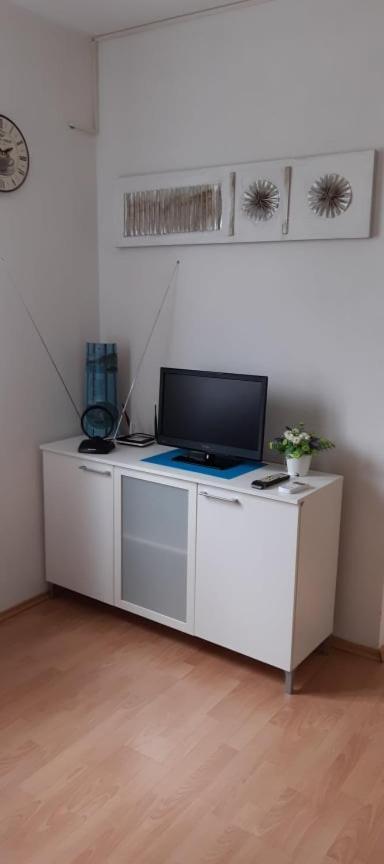 Peace And Quiet Apartment In Brela, Croatia Exterior foto